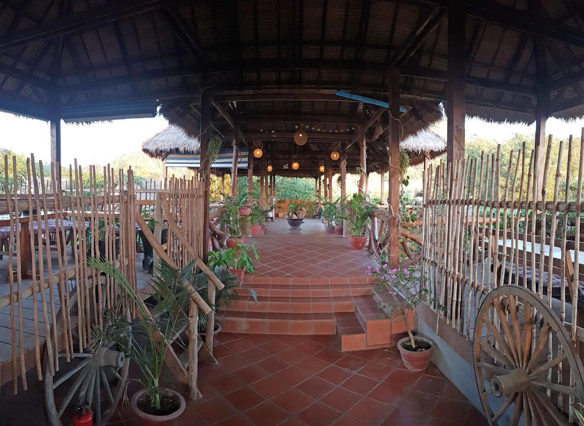 Darica Resort Kep Luaran gambar